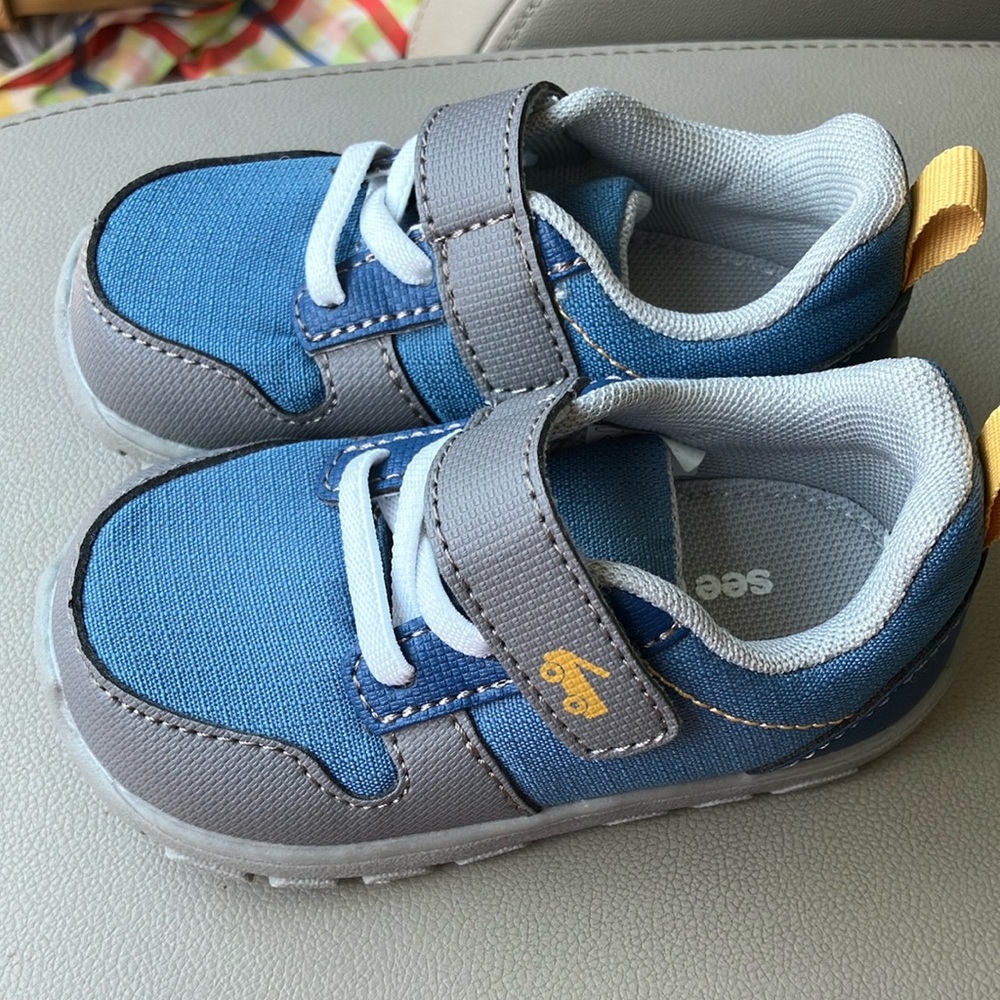 See Kai Run Blue and Gray Sneakers with Velcro Strap sz 6 toddler